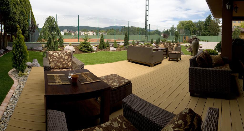 Penzion Benedikti Prievidza Exterior foto