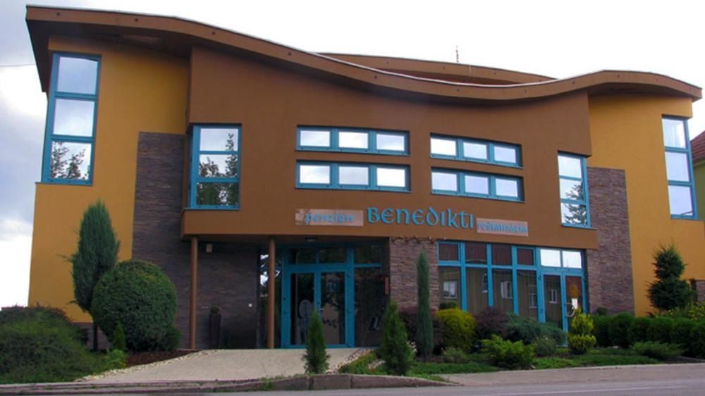 Penzion Benedikti Prievidza Exterior foto